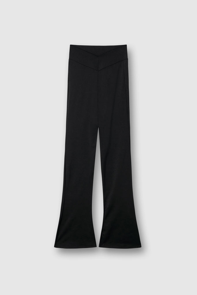 THE YOGA PANTS